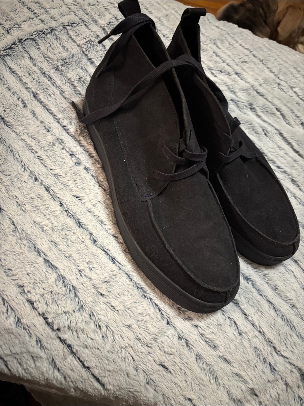 Men's BlueSuede Casual Chukka Boots - Lace-Up Comfort